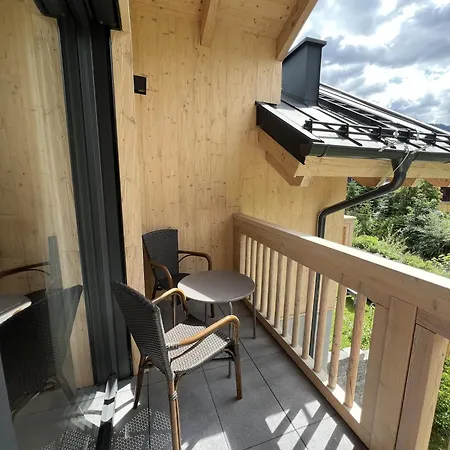 Schlossalm Bis 9 Personen Ferienhaus *
